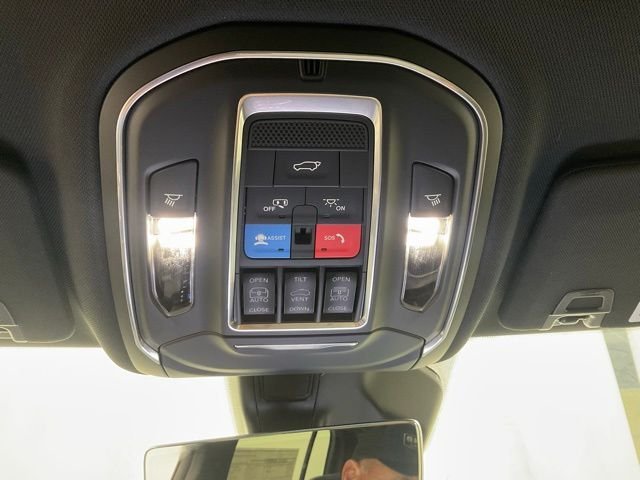 New 2026 Steel Blue Exterior Paint Jeep Limited Reserve image 16