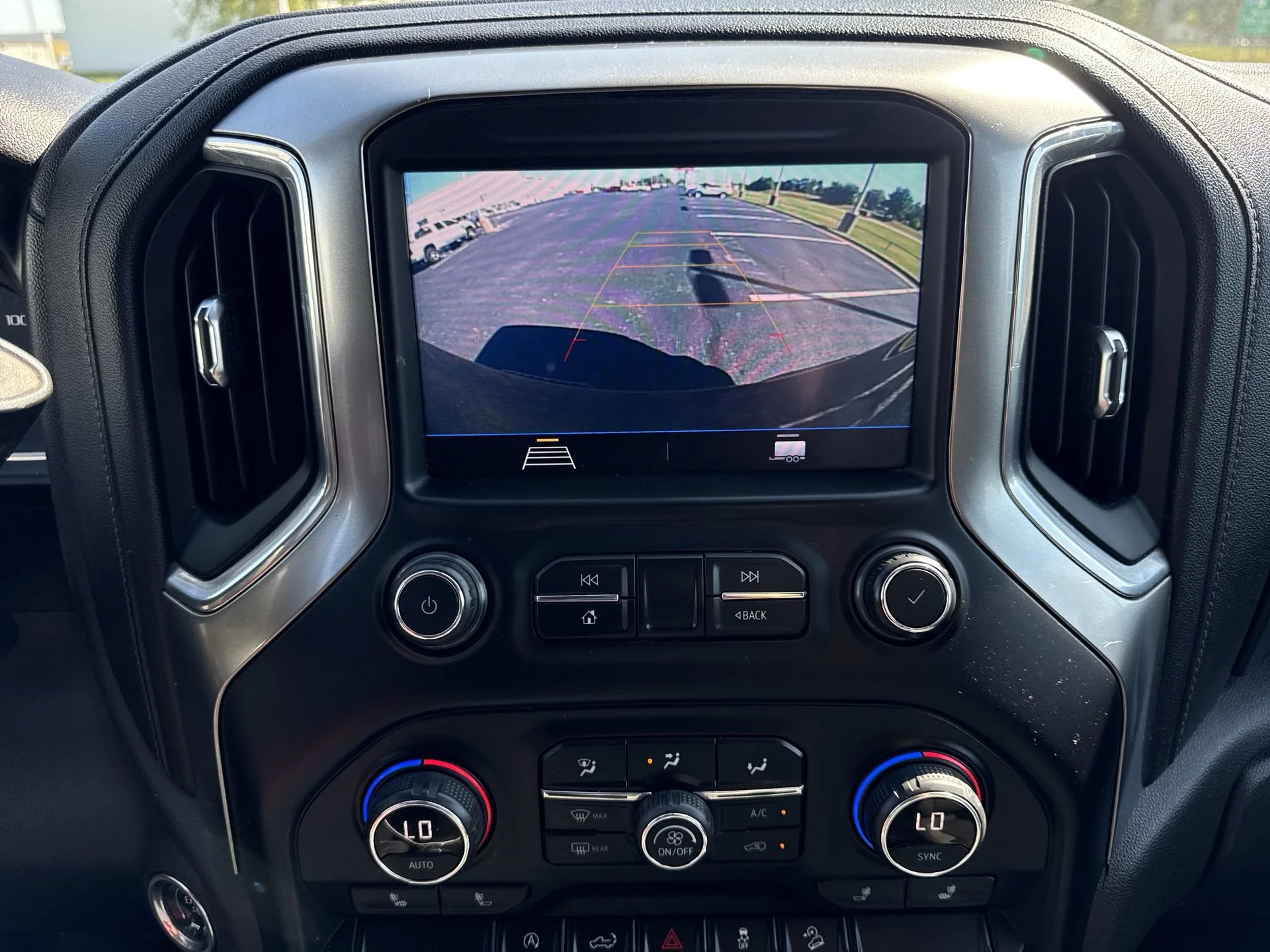 2021 Chevrolet Silverado 1500 LT Trail Boss - Photo 17