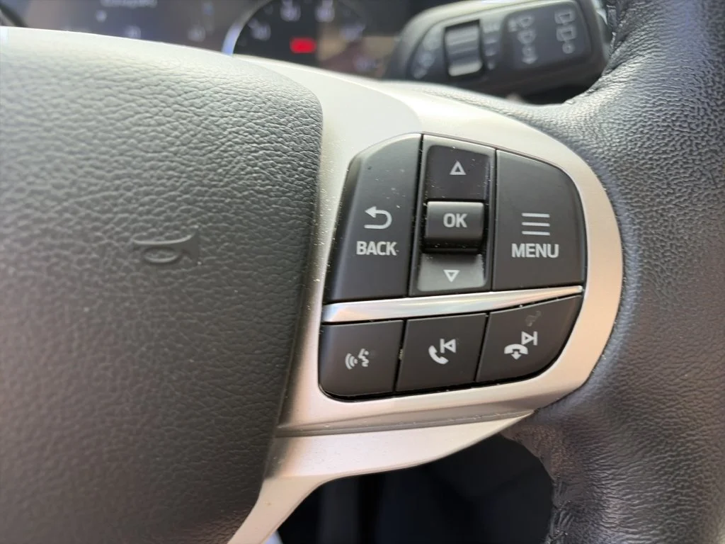 Used 2021 White Ford XLT image 21