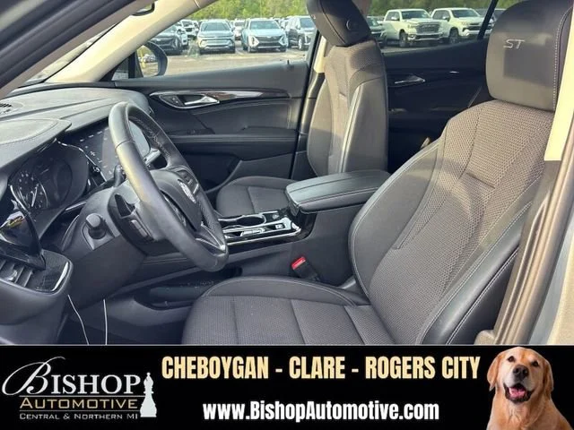 Pre-Owned 2023 Buick Envision Preferred image 4
