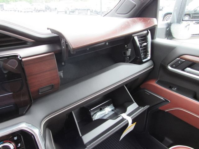 Certified Used 2026 Onyx Black GMC Denali Ultimate image 29