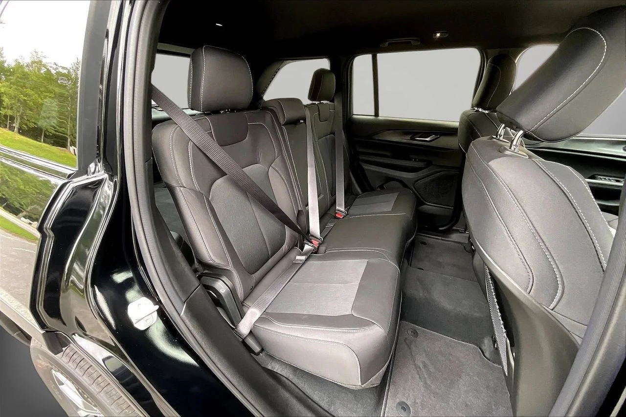 New 2027 High Gloss Black Jeep Laredo image 19