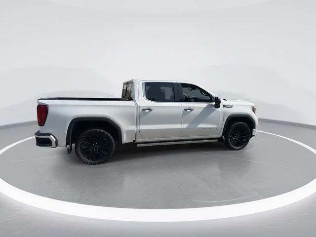 Used 2020 White GMC Denali image 9