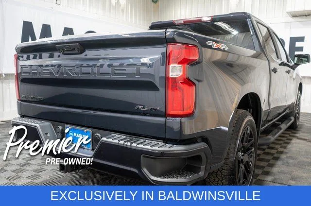 Used 2024 Gray Chevrolet RST image 5