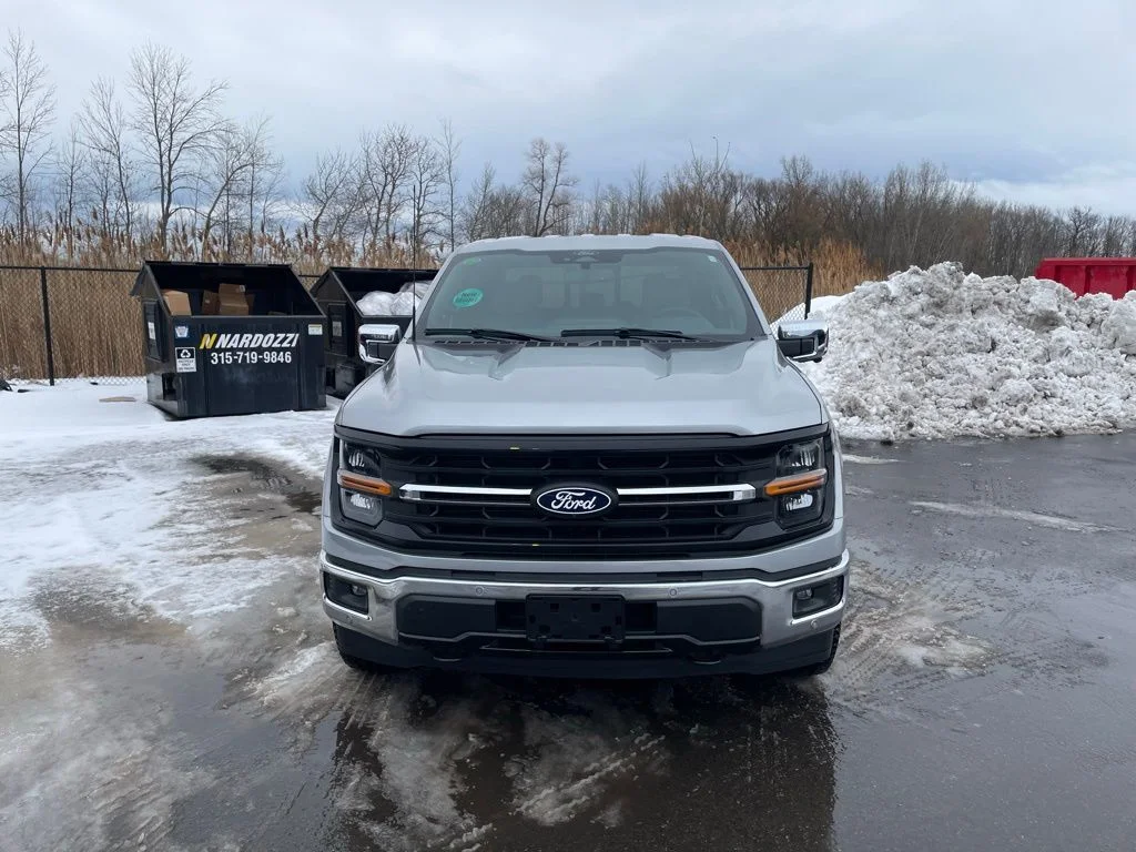 Used 2025 Silver Ford XLT image 2
