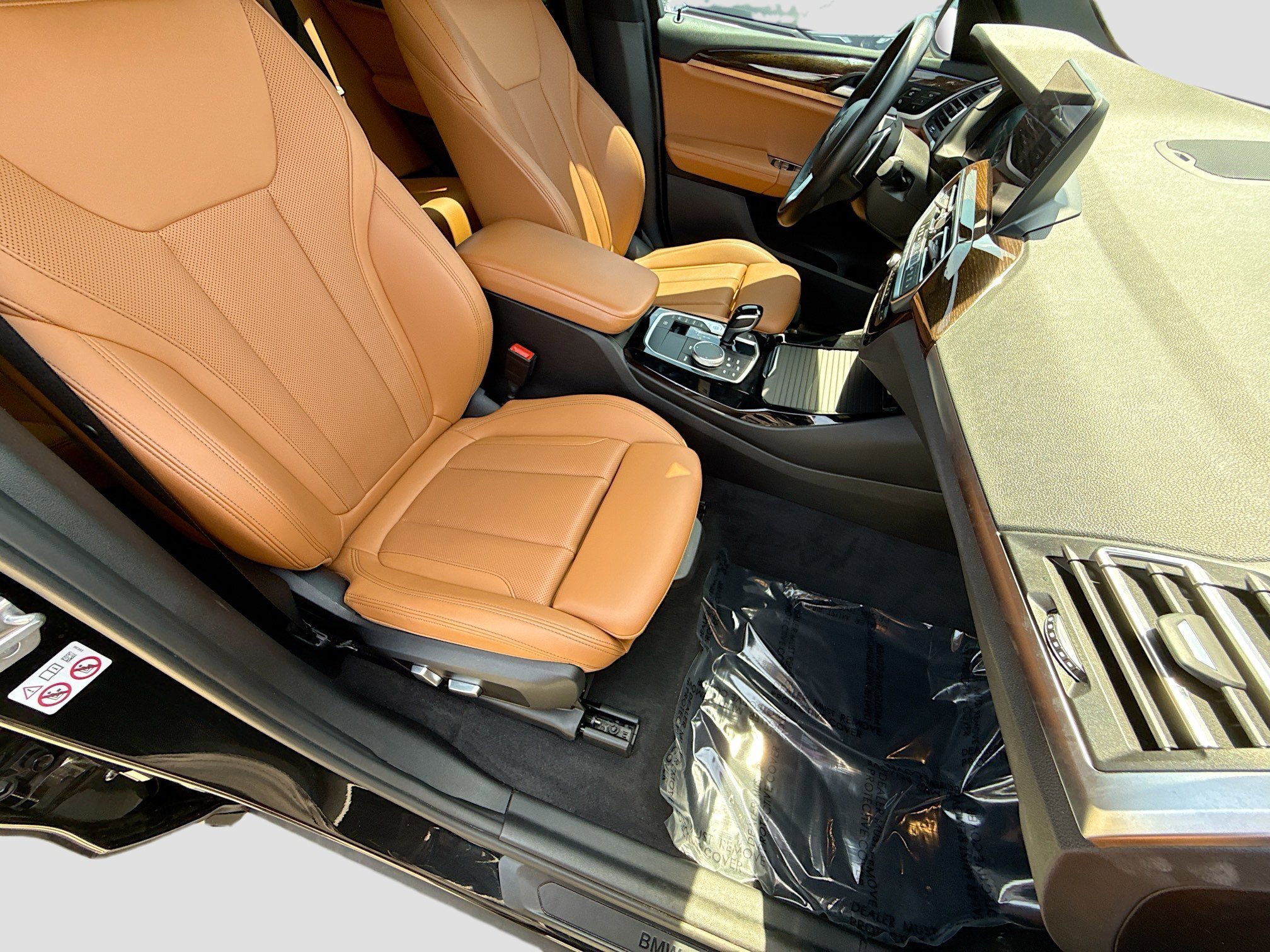 Used 2022 Black Sapphire Metallic BMW xDrive30i image 14