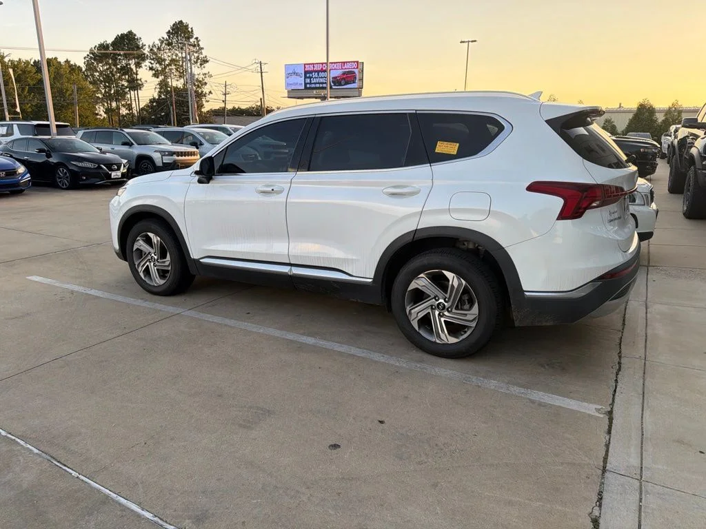 Used 2021 Gray Hyundai SEL image 9