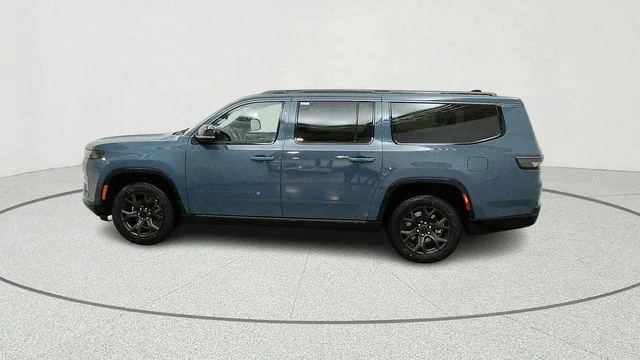 New 2026 Steel Blue Exterior Paint Jeep Limited Altitude image 5