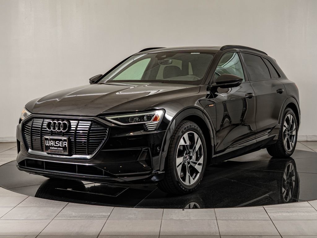2022 Audi e-tron