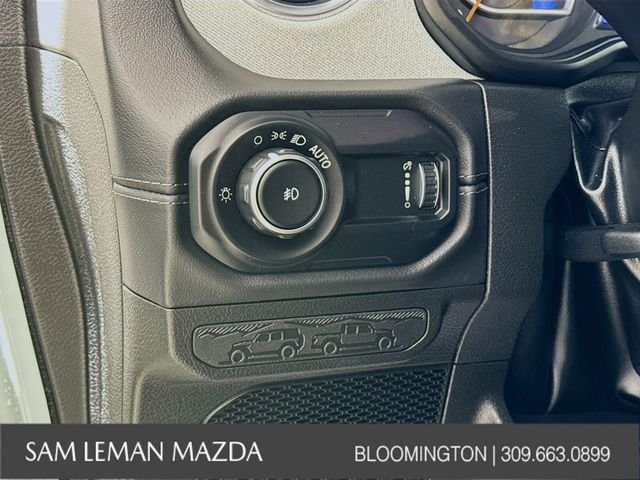 2024 Jeep Wrangler 4-Door Sahara - Photo 10