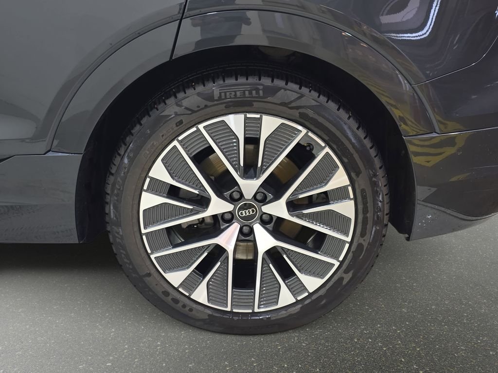 Used 2024 Gray Audi Premium Plus image 32