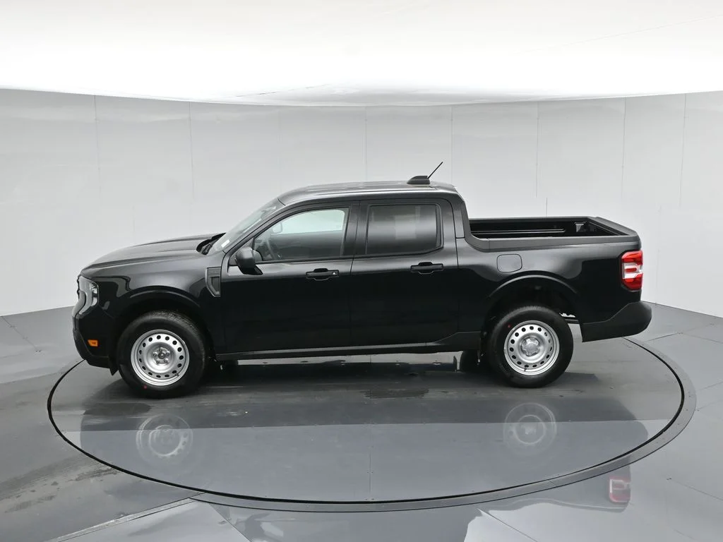 New 2026 Shadow Black Ford XL image 36