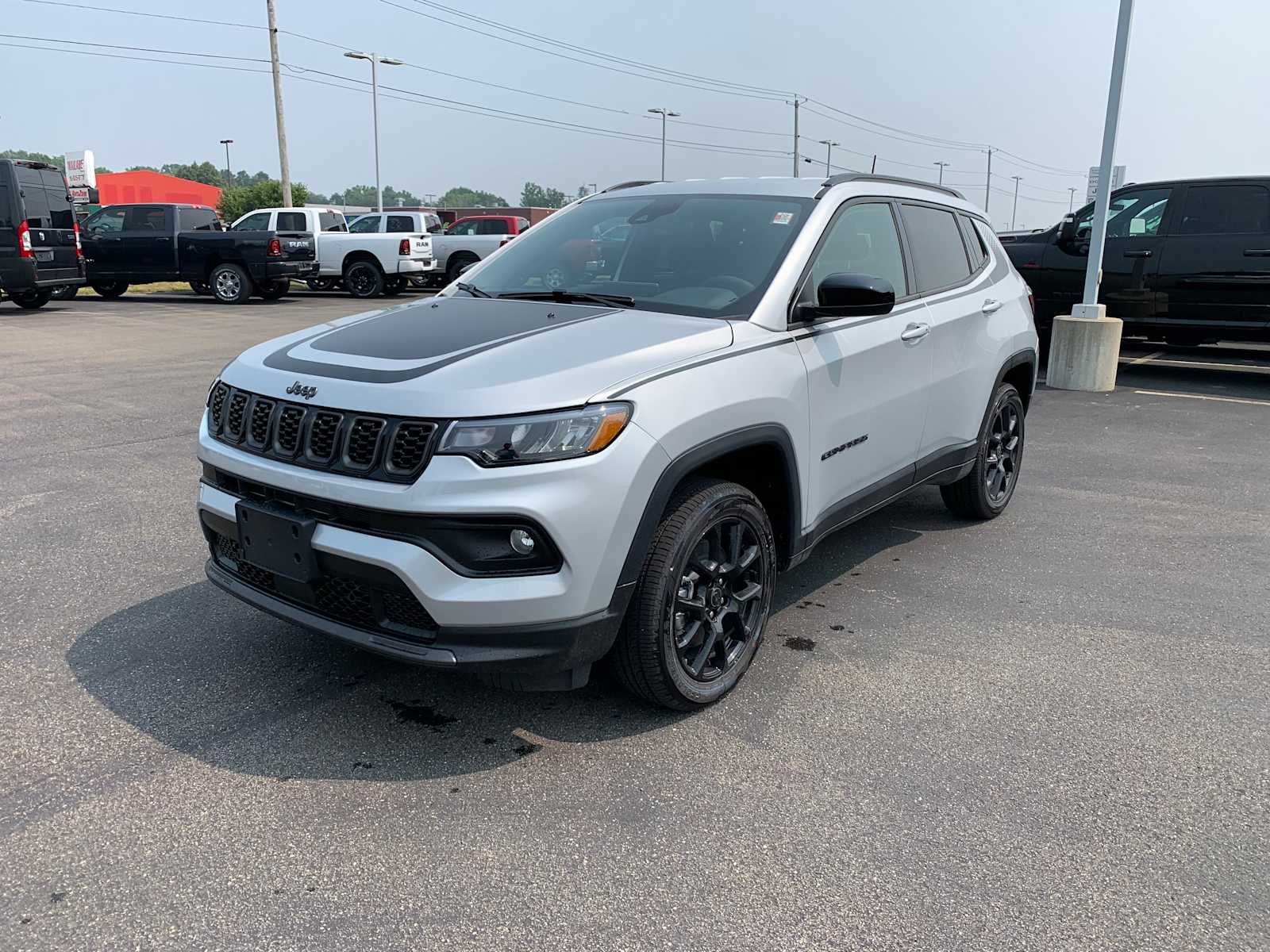 2026 Jeep Compass Latitude Altitude