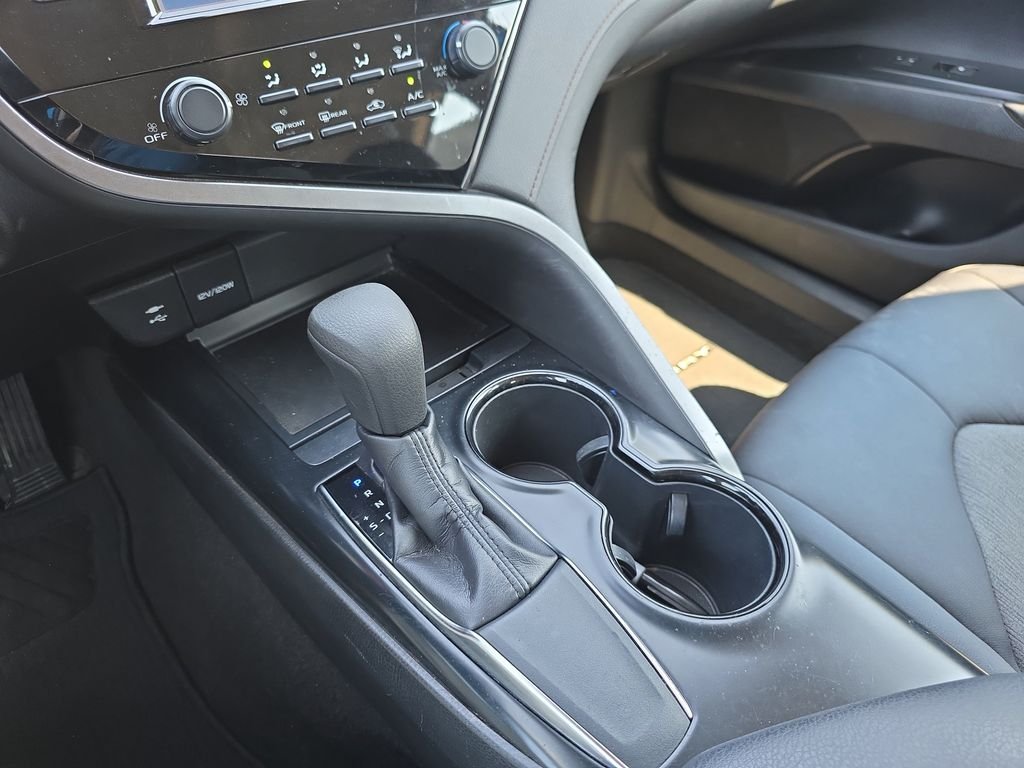 Used 2019 Blue Toyota LE image 26