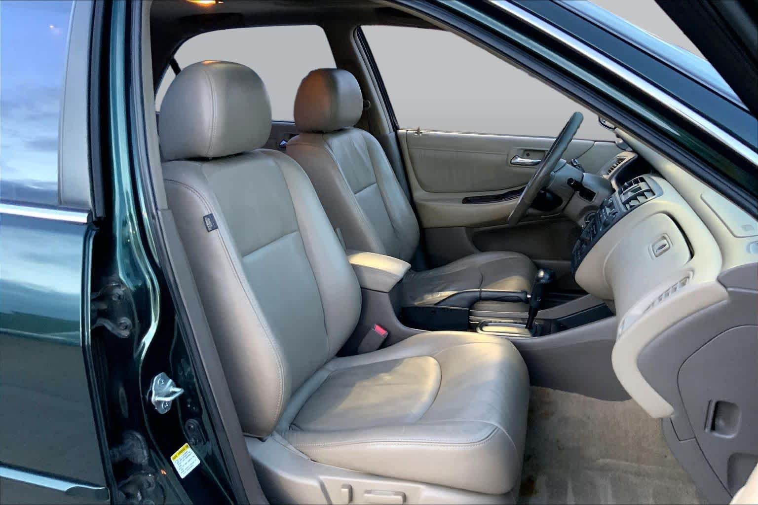 Used 2001 Dark Emerald Pearl Honda EX w/Leather image 8