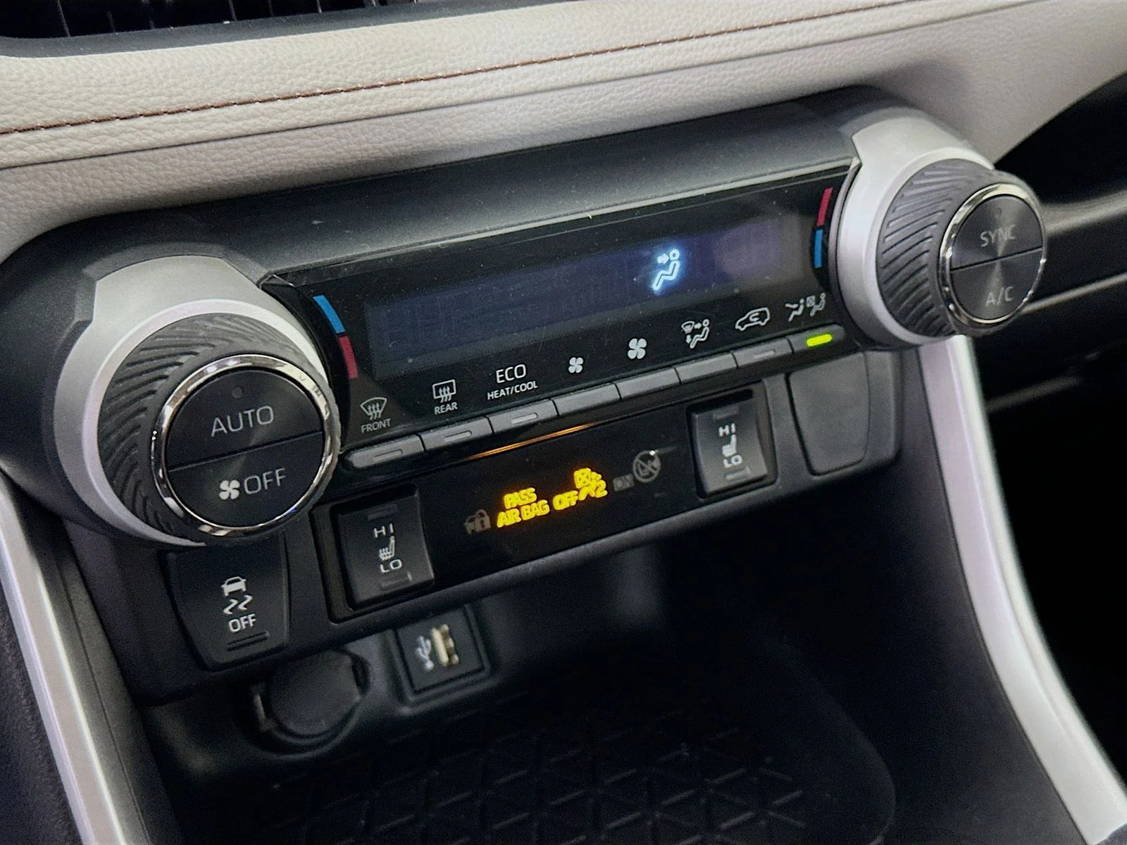 Used 2023 Silver Toyota XLE image 16