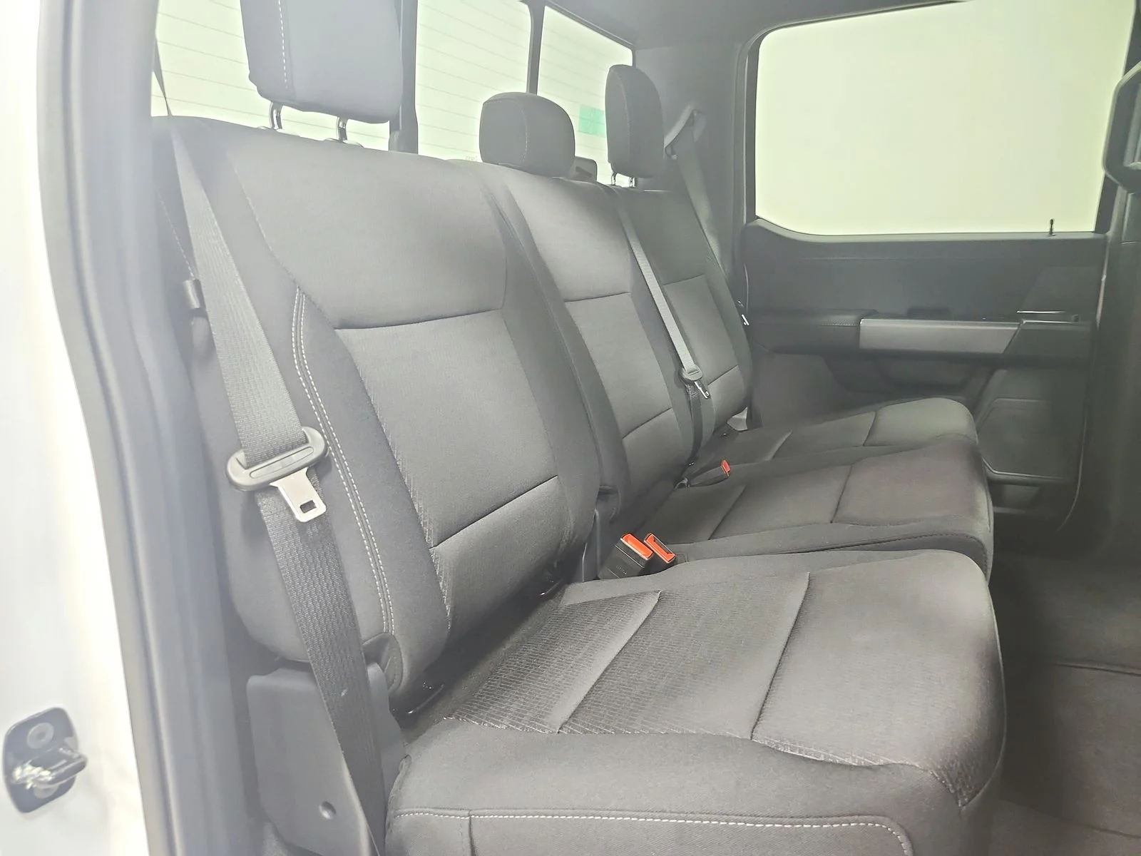 New 2026 Oxford White Ford XLT image 47