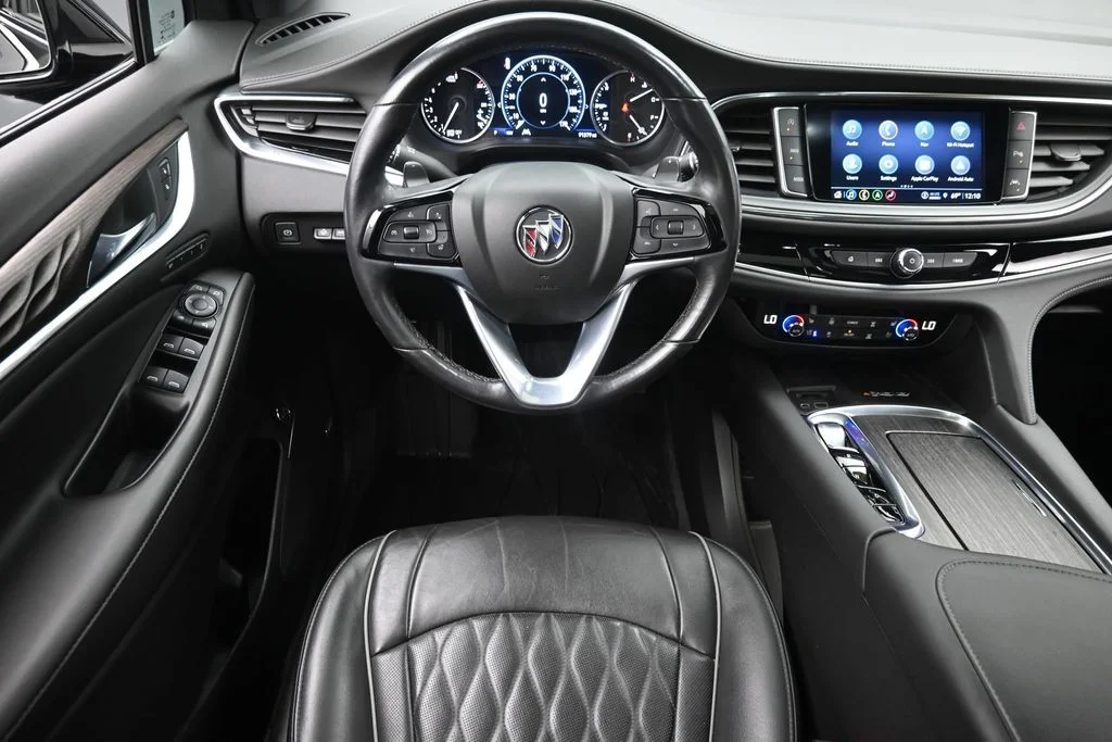 Used 2022 Black Buick Avenir image 15