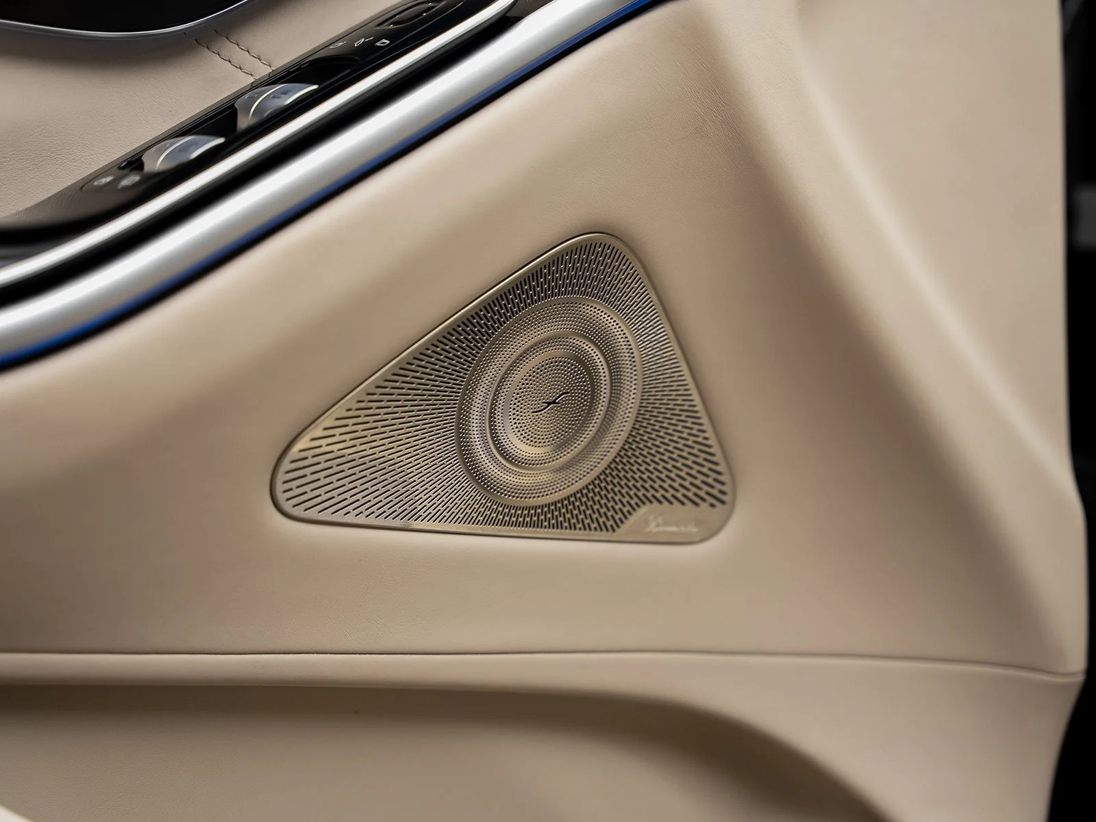 Used 2024 Silver Mercedes-Benz Maybach S 580 image 68