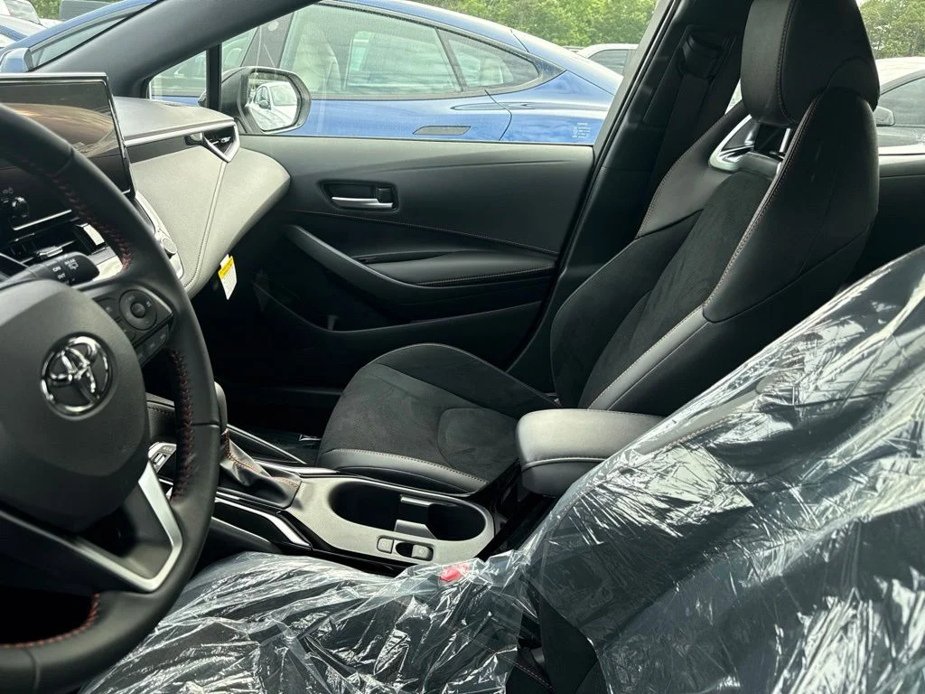 Used 2026 White Toyota SE image 3