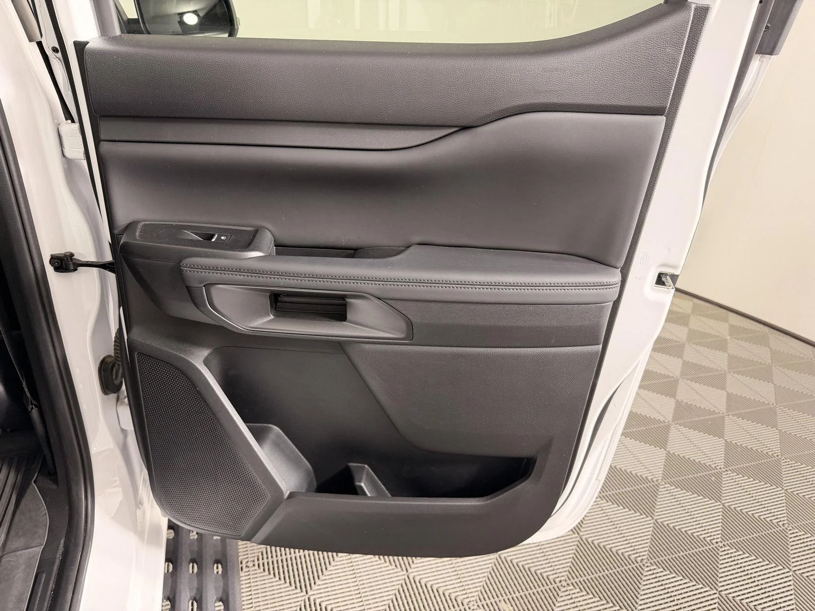 Used 2024 Oxford White Ford Raptor image 18