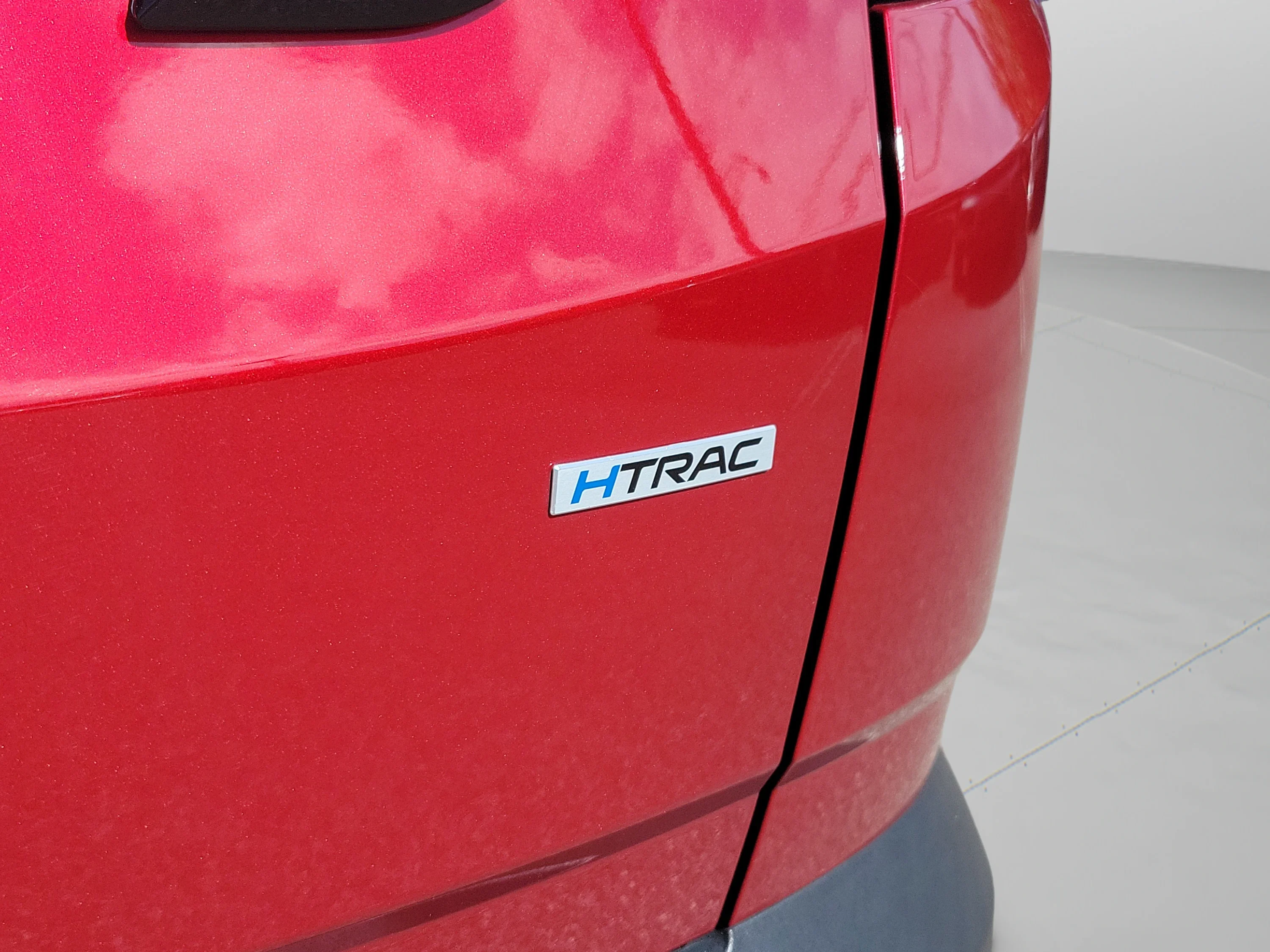 Used 2025 Ultimate Red Hyundai SEL image 35