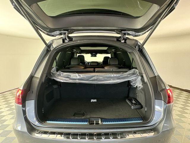New 2026 Selenite Grey Metallic Mercedes-Benz GLS 580 image 28