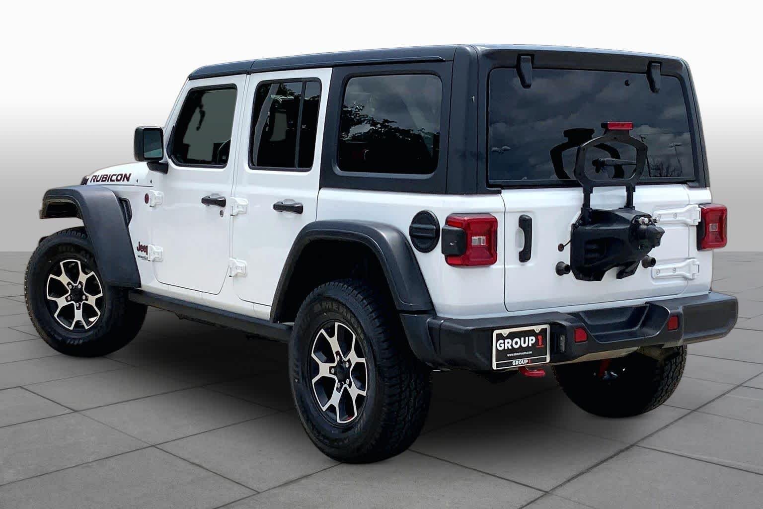 Used 2021 Bright White Clearcoat Jeep Unlimited Rubicon image 11