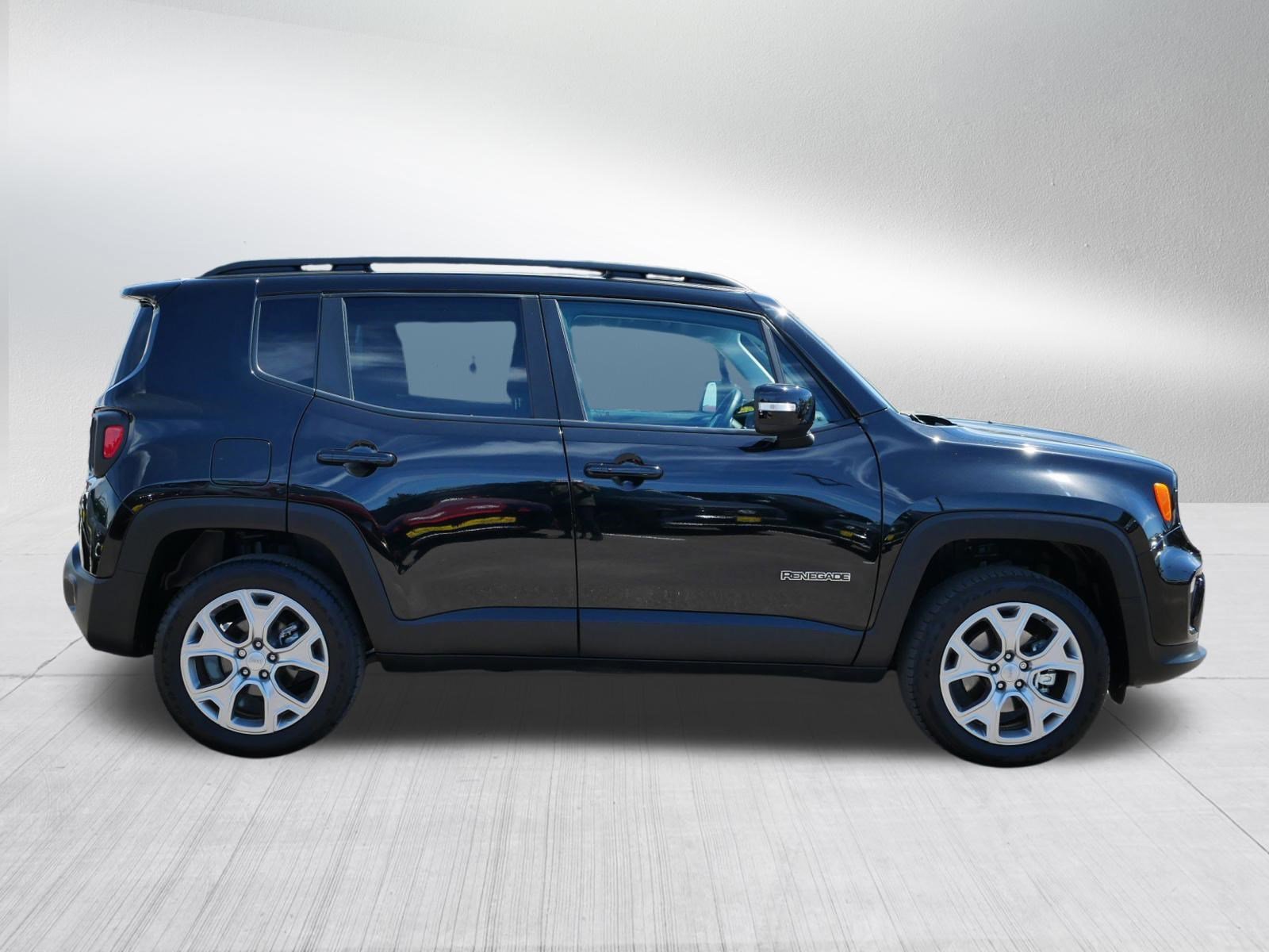 2023 Jeep Renegade Limited - Photo 8