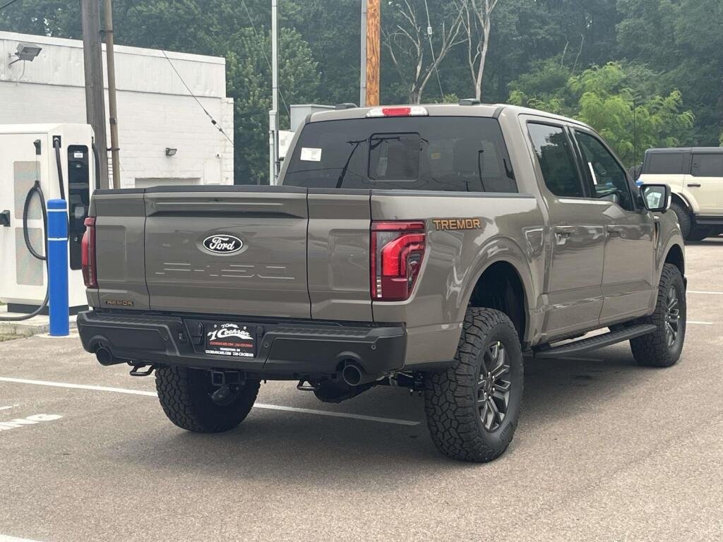 New 2026 Marsh Gray Ford Tremor image 7
