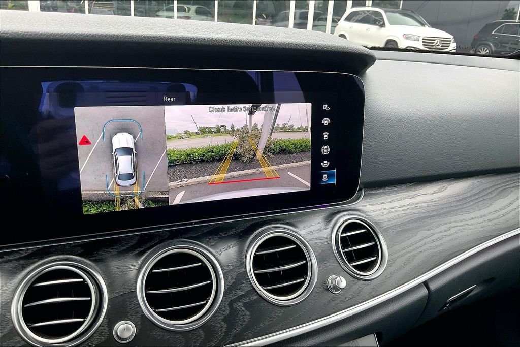 2022 Mercedes-Benz E-Class E450 - Photo 10