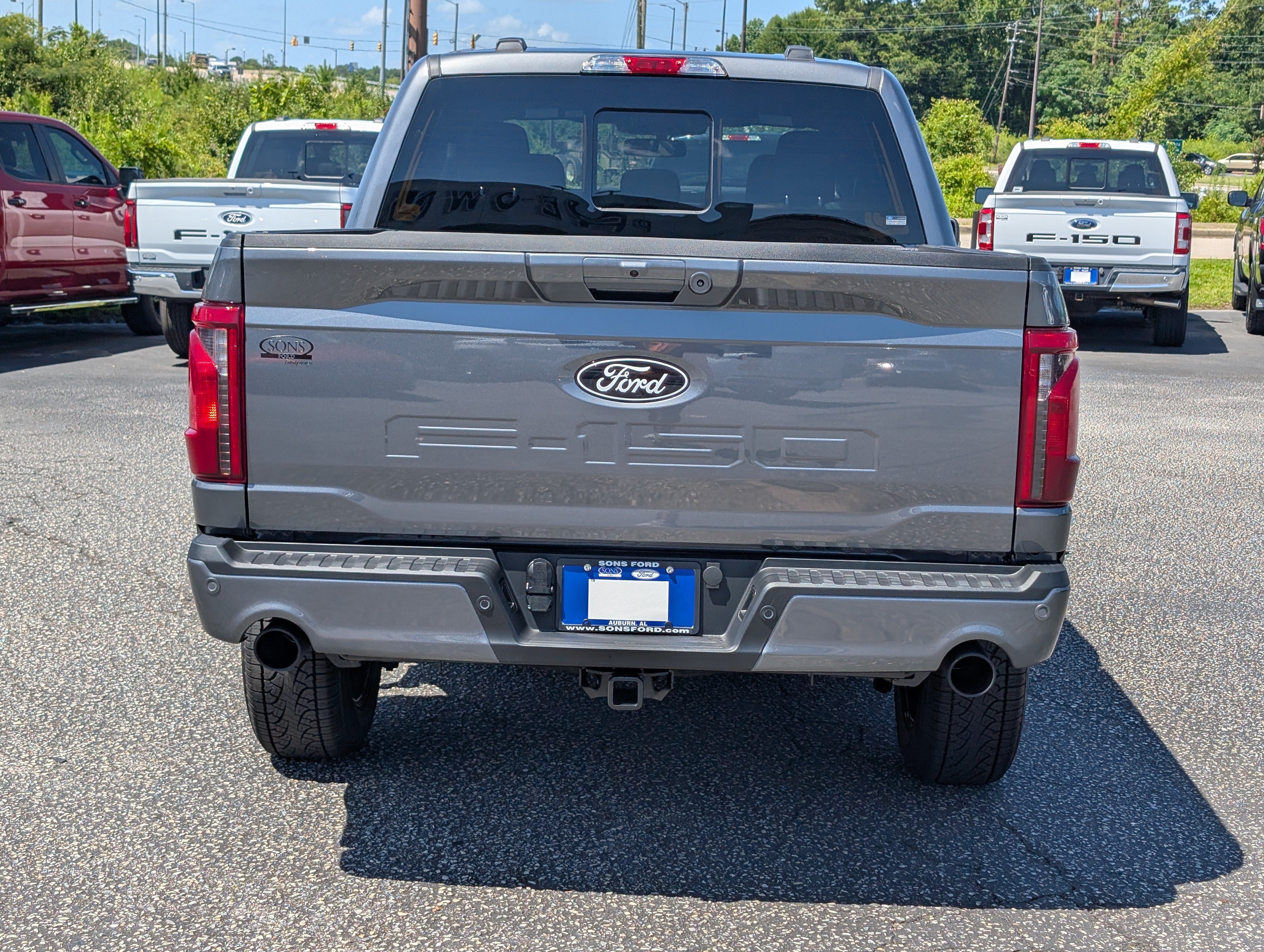 New 2026 Carbonized Gray Metallic FORD XLT image 10