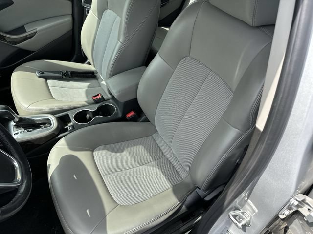 Used 2013 QUICKSILVER METALLIC Buick Convenience Group image 15