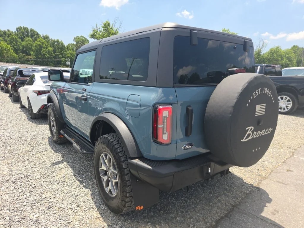 Used 2023 Blue Ford Badlands image 5