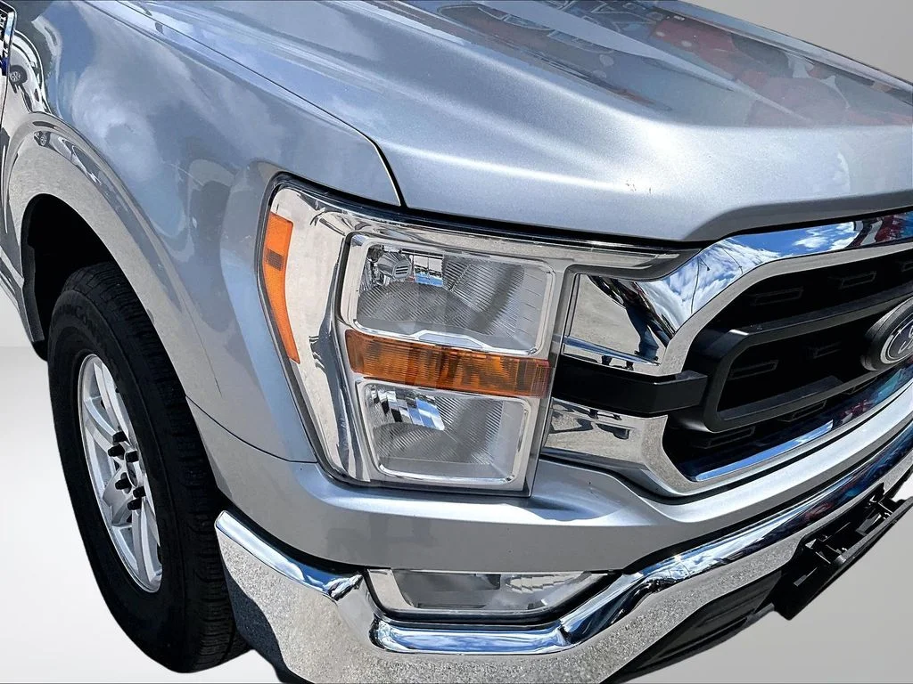 Used 2021 Silver Ford XLT image 28