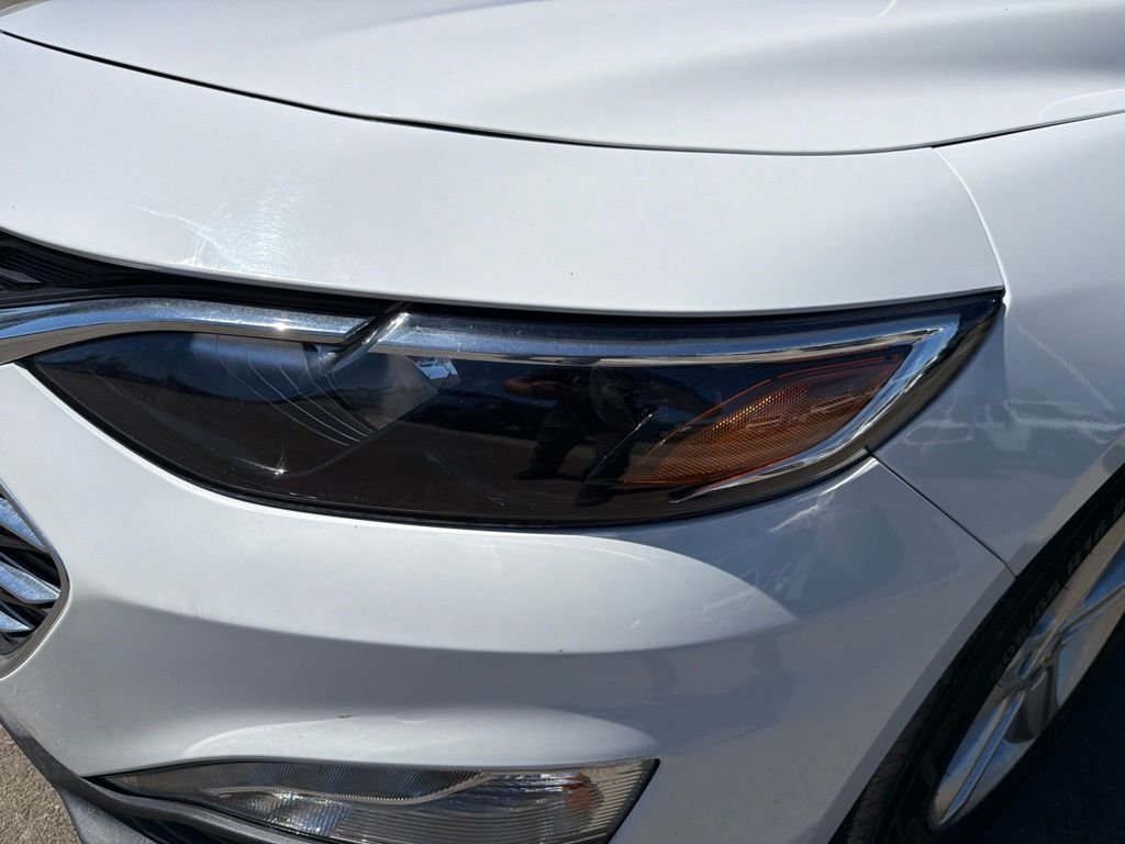 Used 2024 White Chevrolet LT image 10