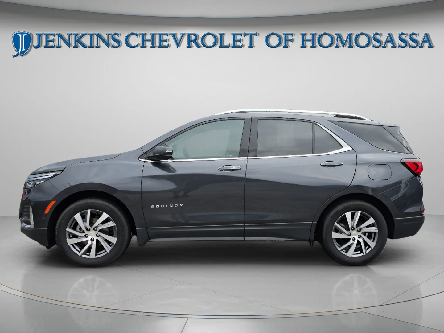 Used 2022 Iron Gray Metallic Chevrolet Premier image 9