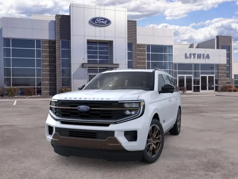 New 2026 Star White Metallic Tri-Coat Ford King Ranch® image 2