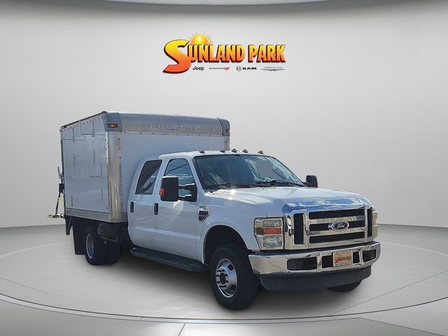 2009 Ford Super Duty F-350 DRW XL