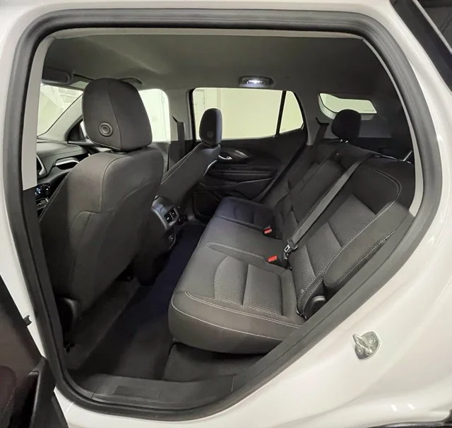 Used 2023 White GMC SLE image 24