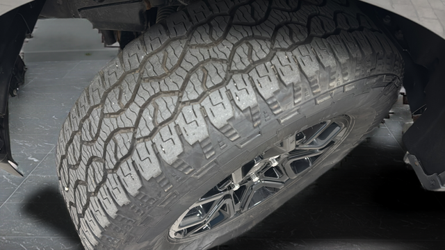 Used 2024 Carbonized Gray Metallic Ford XLT image 37