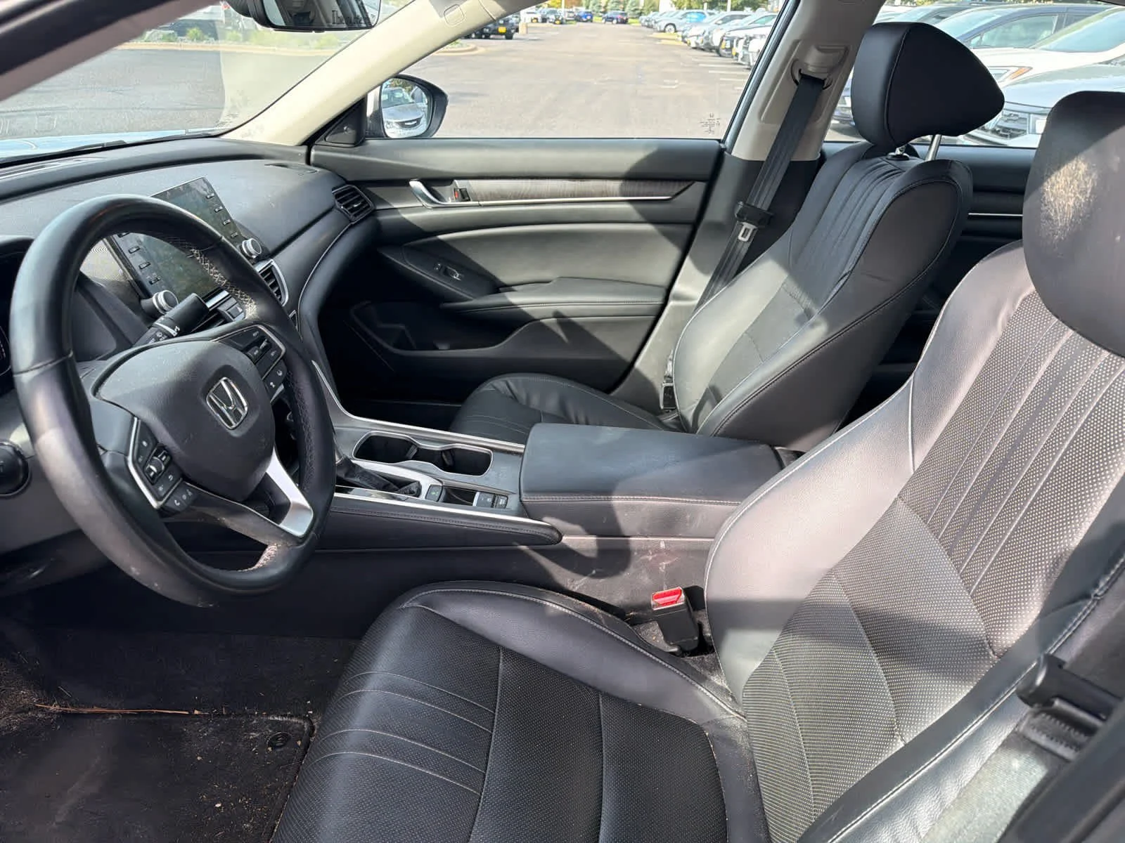 Certified Used 2018 Silver Honda EX-L 1.5T image 19