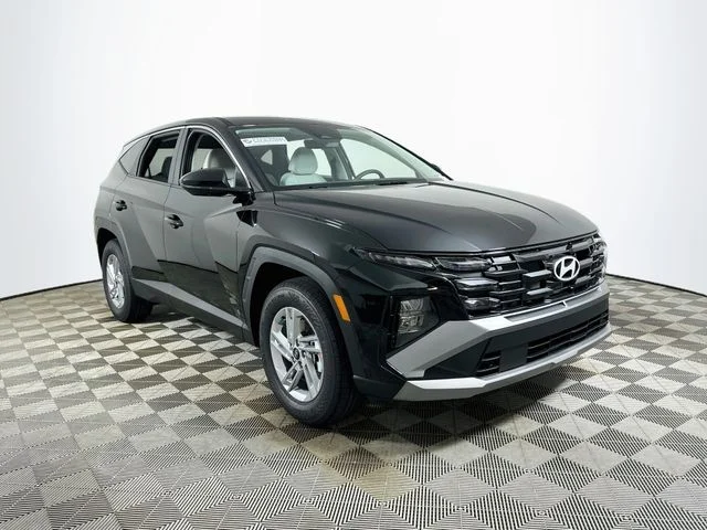New 2026 Hyundai TUCSON SE
