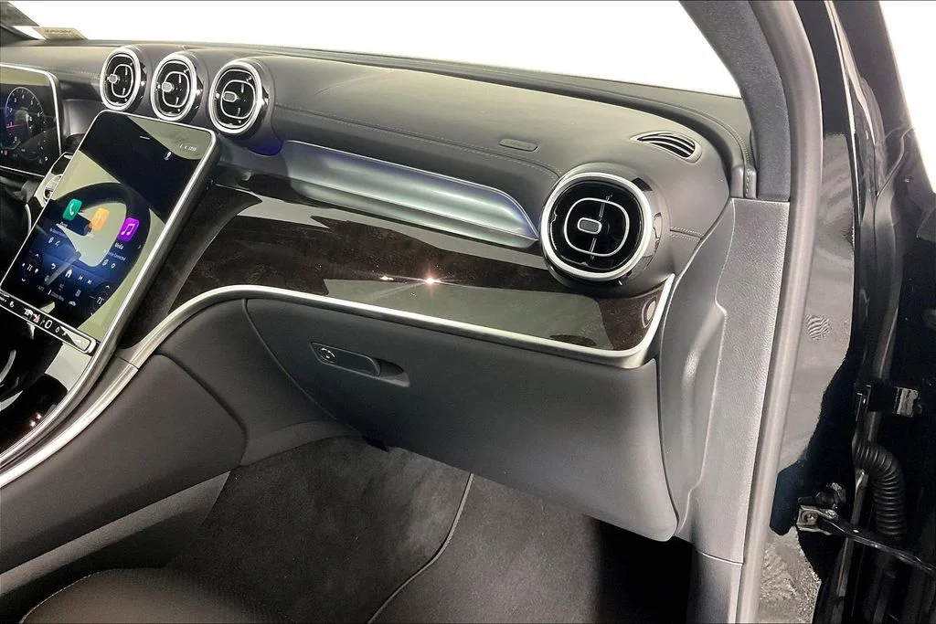 2026 Mercedes-Benz GLC Base - Photo 14