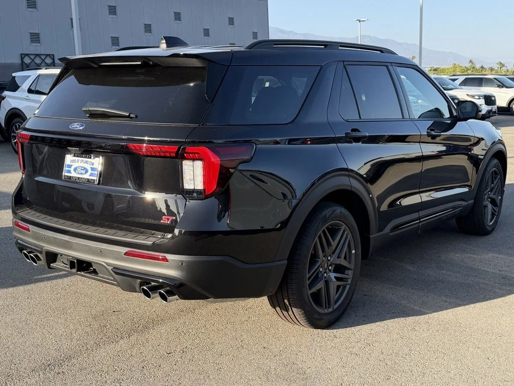 New 2026 Agate Black Metallic Ford ST image 8
