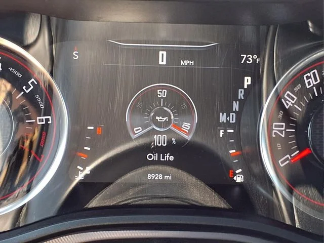 Used 2023 White Dodge SXT image 18