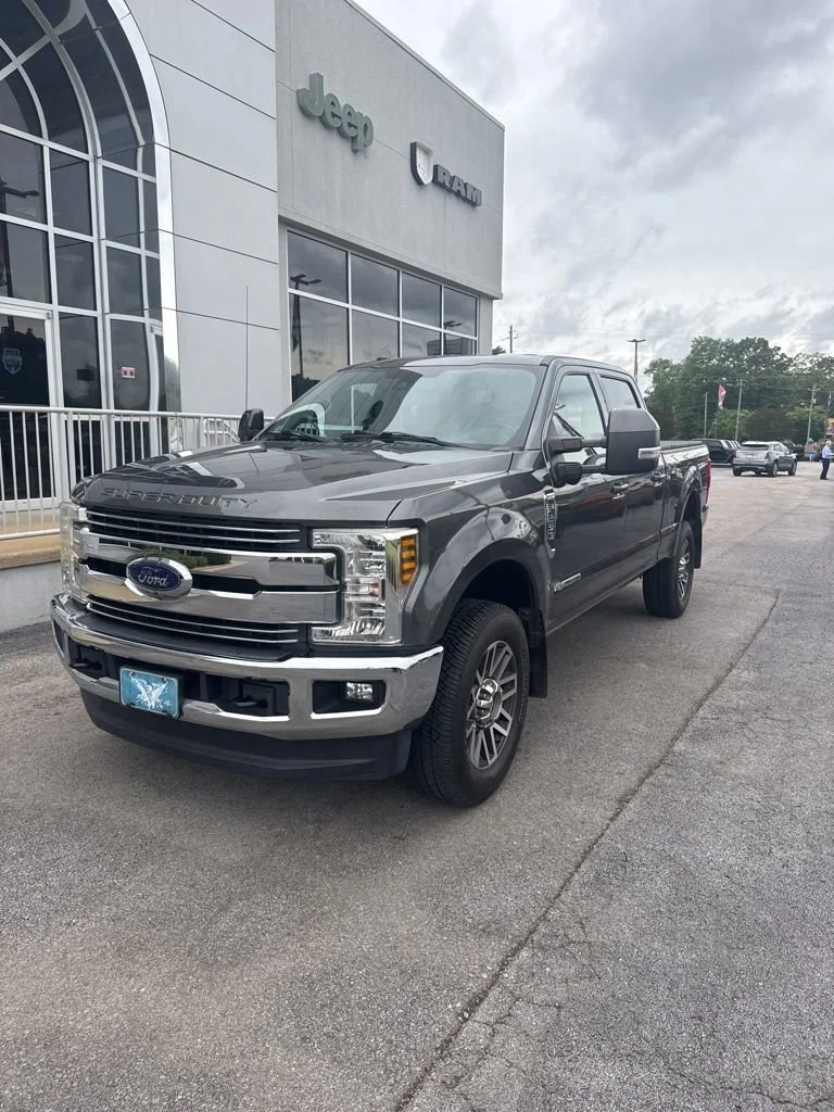 2018 Ford F-250 Lariat 4x4 Crew Cab 8' Box's photo