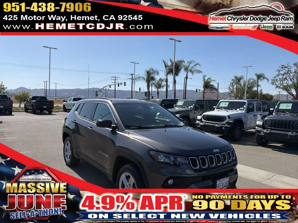 2023 Jeep Compass Latitude 4X4's photo