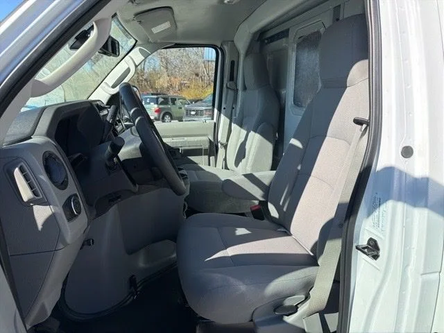 New 2026 White Ford Base image 4