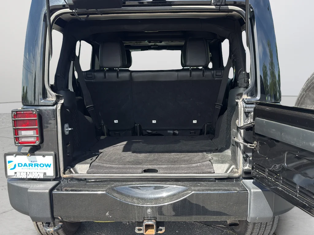 Used 2018 Black Jeep Unlimited Altitude image 15